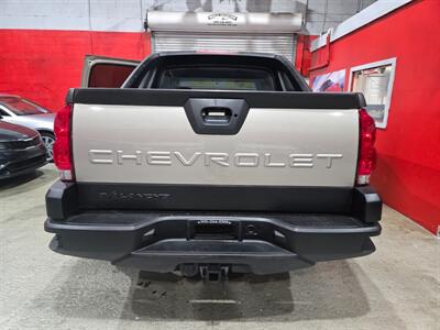 2003 Chevrolet Avalanche 1500 4dr 1500 Crew Cab SB - Photo 5 - Miami, FL 33155