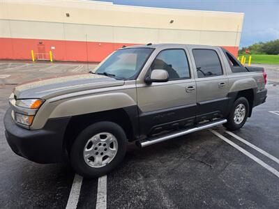 2003 Chevrolet Avalanche 1500 4dr 1500 Crew Cab SB   - Photo 2 - Miami, FL 33155