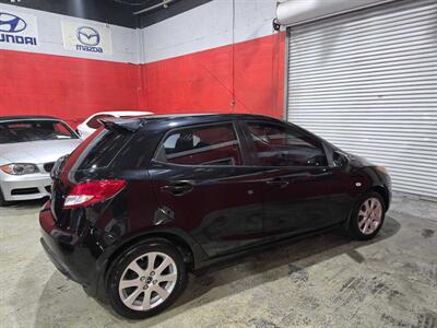 2014 Mazda Mazda2 Touring   - Photo 4 - Miami, FL 33155