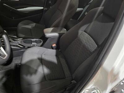 2023 Toyota Corolla Hatchback SE   - Photo 17 - Miami, FL 33155