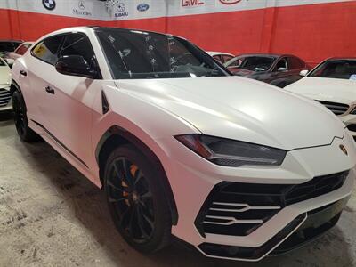 2019 Lamborghini Urus   - Photo 2 - Miami, FL 33155