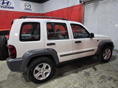 2005 Jeep Liberty Sport   - Photo 3 - Miami, FL 33155