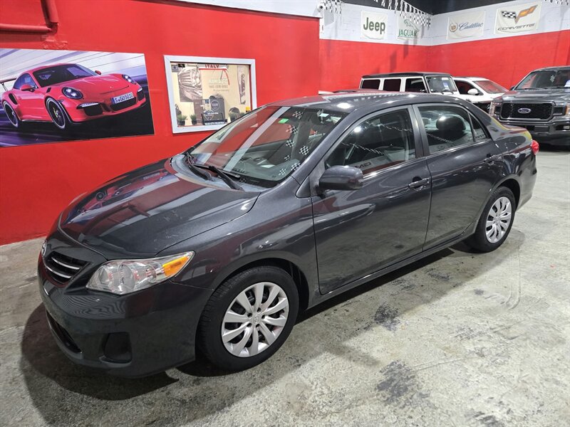 2013 Toyota Corolla LE  