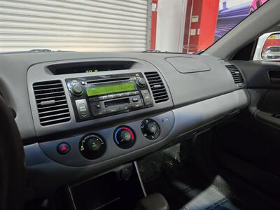 2002 Toyota Camry LE V6   - Photo 14 - Miami, FL 33155