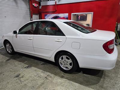 2002 Toyota Camry LE V6   - Photo 2 - Miami, FL 33155