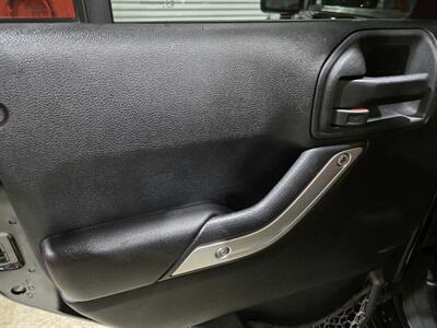 2014 Jeep Wrangler Unlimited Sahara - Photo 25 - Miami, FL 33155