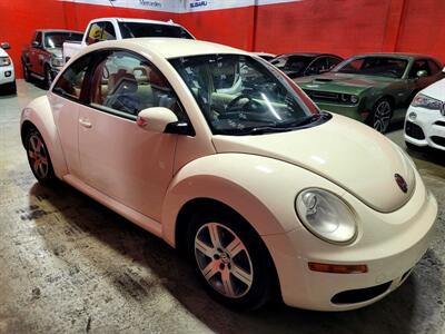 2006 Volkswagen New Beetle 2.5   - Photo 12 - Miami, FL 33155