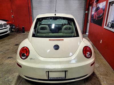 2006 Volkswagen New Beetle 2.5   - Photo 11 - Miami, FL 33155