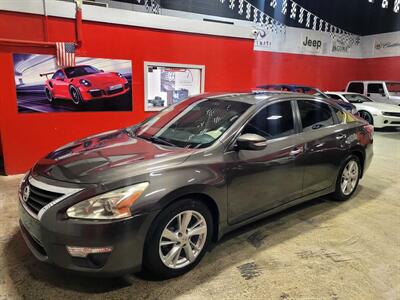 2014 Nissan Altima 2.5 S   - Photo 1 - Miami, FL 33155