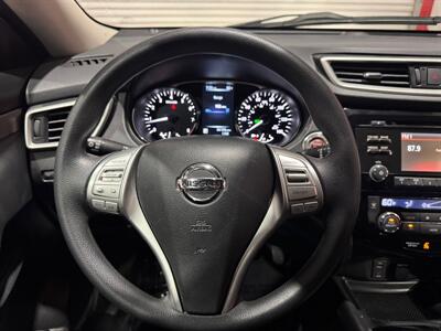 2015 Nissan Rogue SV   - Photo 10 - Miami, FL 33155