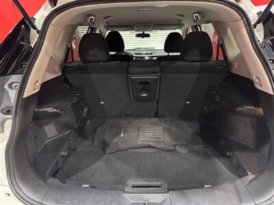 2015 Nissan Rogue SV   - Photo 9 - Miami, FL 33155