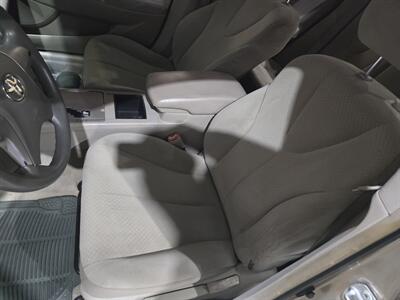 2008 Toyota Camry LE   - Photo 9 - Miami, FL 33155