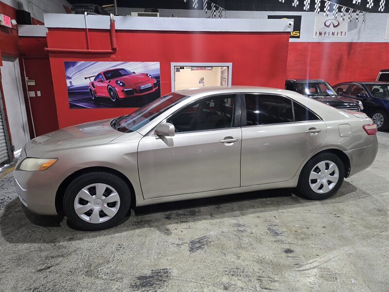 2008 Toyota Camry LE  