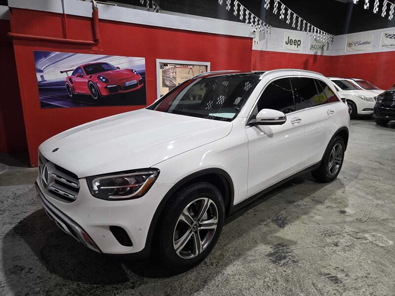 2021 Mercedes-Benz GLC GLC 300   - Photo 1 - Miami, FL 33155