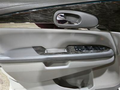2014 Buick Enclave Convenience   - Photo 19 - Miami, FL 33155