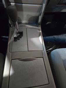 2010 Toyota Camry LE   - Photo 12 - Miami, FL 33155