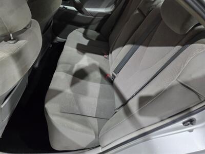 2010 Toyota Camry LE   - Photo 9 - Miami, FL 33155