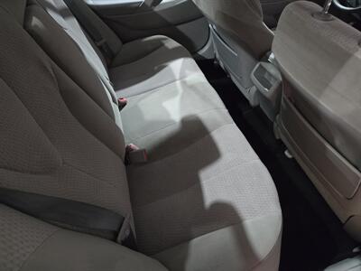 2010 Toyota Camry LE   - Photo 10 - Miami, FL 33155