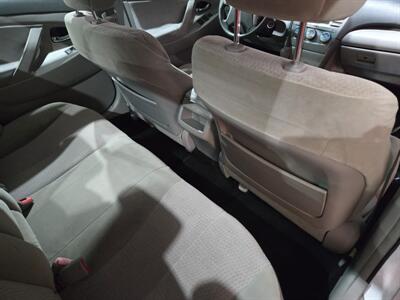 2010 Toyota Camry LE   - Photo 11 - Miami, FL 33155