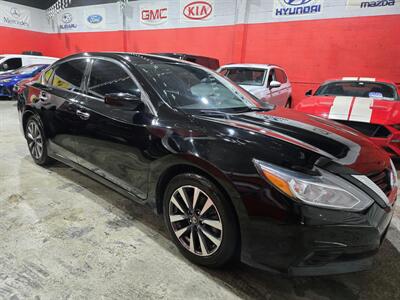 2017 Nissan Altima 2.5 SV - Photo 2 - Miami, FL 33155
