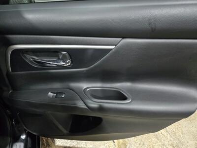 2017 Nissan Altima 2.5 SV - Photo 16 - Miami, FL 33155