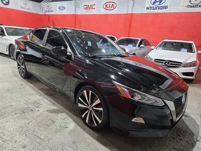2019 Nissan Altima 2.5 SR   - Photo 3 - Miami, FL 33155