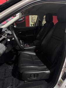 2020 Land Rover Range Rover Evoque SE - Photo 18 - Miami, FL 33155