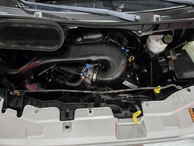 2015 Ford Transit 150   - Photo 24 - Miami, FL 33155