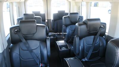 2024 Ford Transit 350 XLT Mid Roof 9 Passenger Luxury Seating - Photo 5 - Long Beach, CA 90807