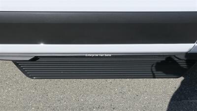 2024 Ford Transit 350 XLT  Mid Roof 13 Passenger Captain Seats - Photo 11 - Long Beach, CA 90807