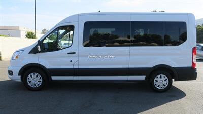 2022 Ford Transit 350 XLT Mid Roof 9 Passenger Captain Seats - Photo 8 - Long Beach, CA 90807