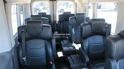 2023 Ford Transit 350 XLT  Mid Roof 9 Passenger Luxury Seating - Photo 5 - Long Beach, CA 90807