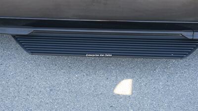 2023 Ford Transit 350 XLT  Mid Roof 9 Passenger Luxury Seating - Photo 12 - Long Beach, CA 90807