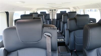 2021 Ford Transit 350 XLT  Low Roof 10 Passenger Luxury Seating - Photo 14 - Long Beach, CA 90807