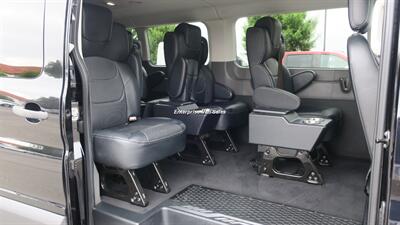2023 Ford Transit 350 XLT Low Roof 9 Passenger Luxury Seating - Photo 21 - Long Beach, CA 90807