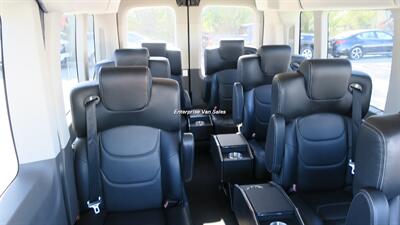 2023 Ford Transit 350 XLT Mid Roof 9 Passenger Luxury Seating - Photo 14 - Long Beach, CA 90807