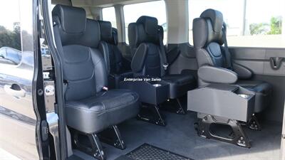 2023 Ford Transit 350 XLT  Mid Roof 8 Passenger Luxury Seating - Photo 20 - Long Beach, CA 90807