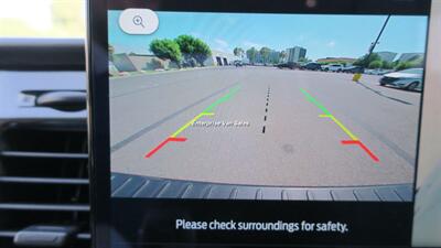 2023 Ford Transit 350 XLT  Low Roof 11 Passenger Captain Seating - Photo 18 - Long Beach, CA 90807