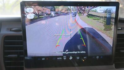 2022 Ford Transit 350 XLT Mid Roof 10 Passenger Luxury Seating - Photo 18 - Long Beach, CA 90807