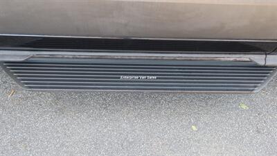 2022 Ford Transit 350 XLT Mid Roof 10 Passenger Luxury Seating - Photo 10 - Long Beach, CA 90807