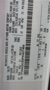 2023 Ford Transit 350 XLT  Mid Roof 10 Passenger Captain Seats - Photo 19 - Long Beach, CA 90807