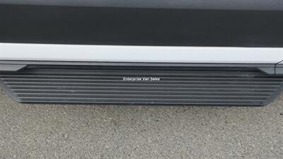 2023 Ford Transit 350 XLT  Low Roof 10 Passenger Luxury Seating - Photo 11 - Long Beach, CA 90807