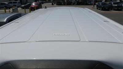2022 Ford Transit 350 XLT  Mid Roof 8 Passenger Captain Seats - Photo 14 - Long Beach, CA 90807