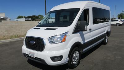 2022 Ford Transit 350 XLT  Mid Roof 8 Passenger Captain Seats - Photo 4 - Long Beach, CA 90807