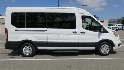2021 Ford Transit 350 XLT  Mid Roof 10 Passenger Captain Seats - Photo 4 - Long Beach, CA 90807