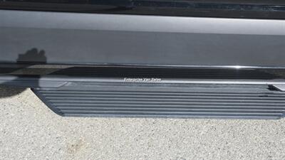 2023 Ford Transit 350 XLT Mid Roof 10 Passenger Luxury Seating - Photo 11 - Long Beach, CA 90807