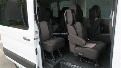 2022 Ford Transit 350 XLT Mid Roof 10 Passenger Captain Seats - Photo 19 - Long Beach, CA 90807
