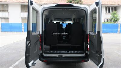 2022 Ford Transit 350 XLT Mid Roof 10 Passenger Captain Seats - Photo 12 - Long Beach, CA 90807