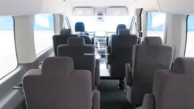 2022 Ford Transit 350 XLT Mid Roof 10 Passenger Captain Seats - Photo 13 - Long Beach, CA 90807