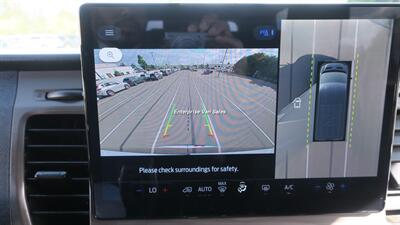 2022 Ford Transit 350 XLT Mid Roof 12 Passenger Captain Seats - Photo 16 - Long Beach, CA 90807